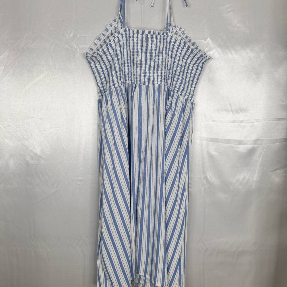 Divided Tie Strap smocked Blue and White Textured Dress size‎ XXL - Picture 6 of 9